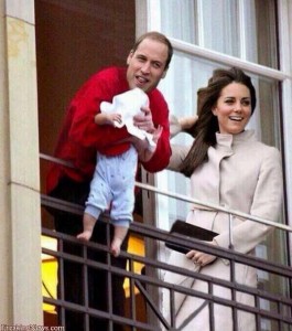 Prince William & Kate Middleton hold baby over balcony