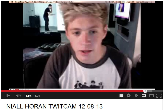 Niall Horan caught on webcam